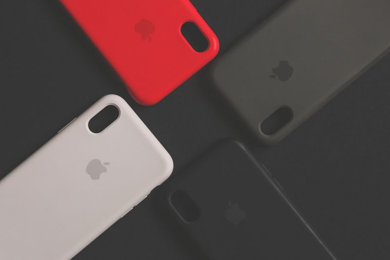Clear silicone case