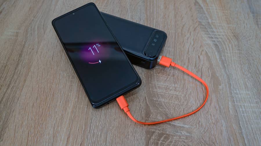 Oraimo Traveler 12 Byte 20,000mAh power bank