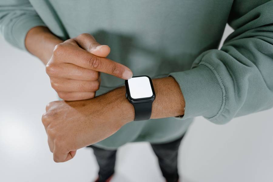 Oraimo Watch 4 Plus (Bluetooth calling)