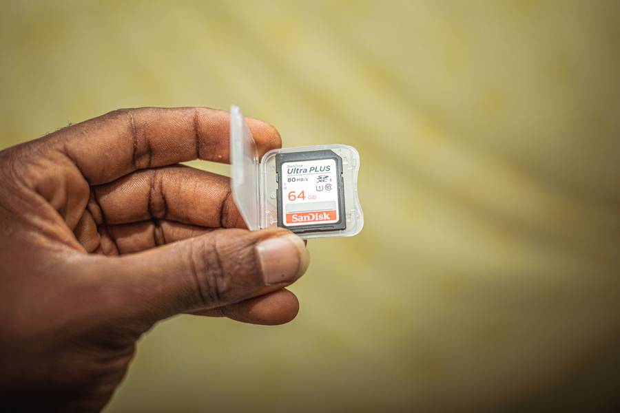 SanDisk Ultra microSD 128GB with adapter
