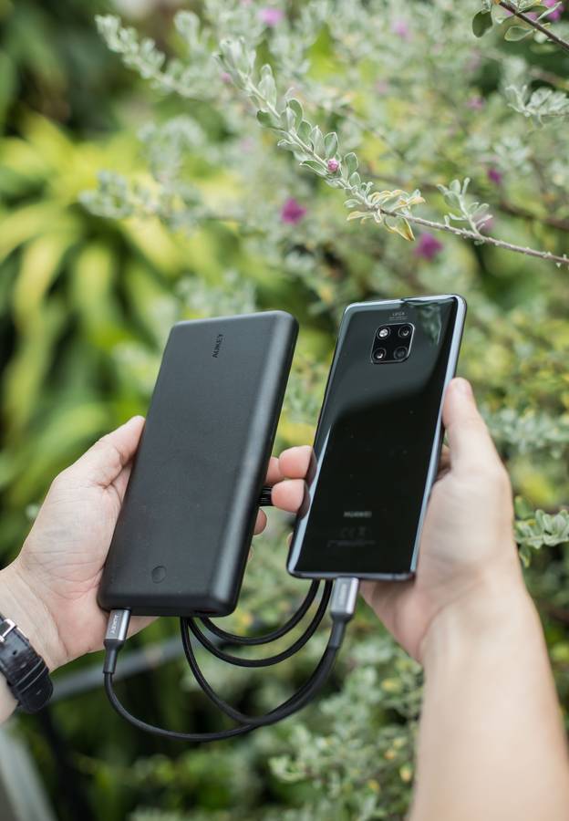 Oraimo PowerJet 130 27,600mAh power bank